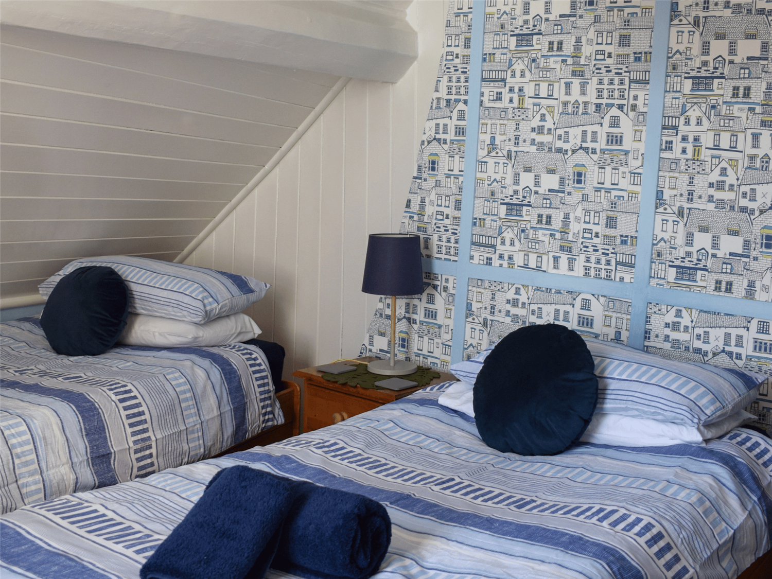 Twin Room in Dock Cottage Robin Hood's Bay